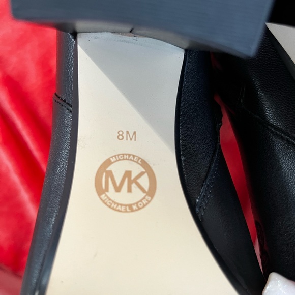 Michael Kors Black Embroidered Leather Claire Booty Size 8 - Picture 6 of 9